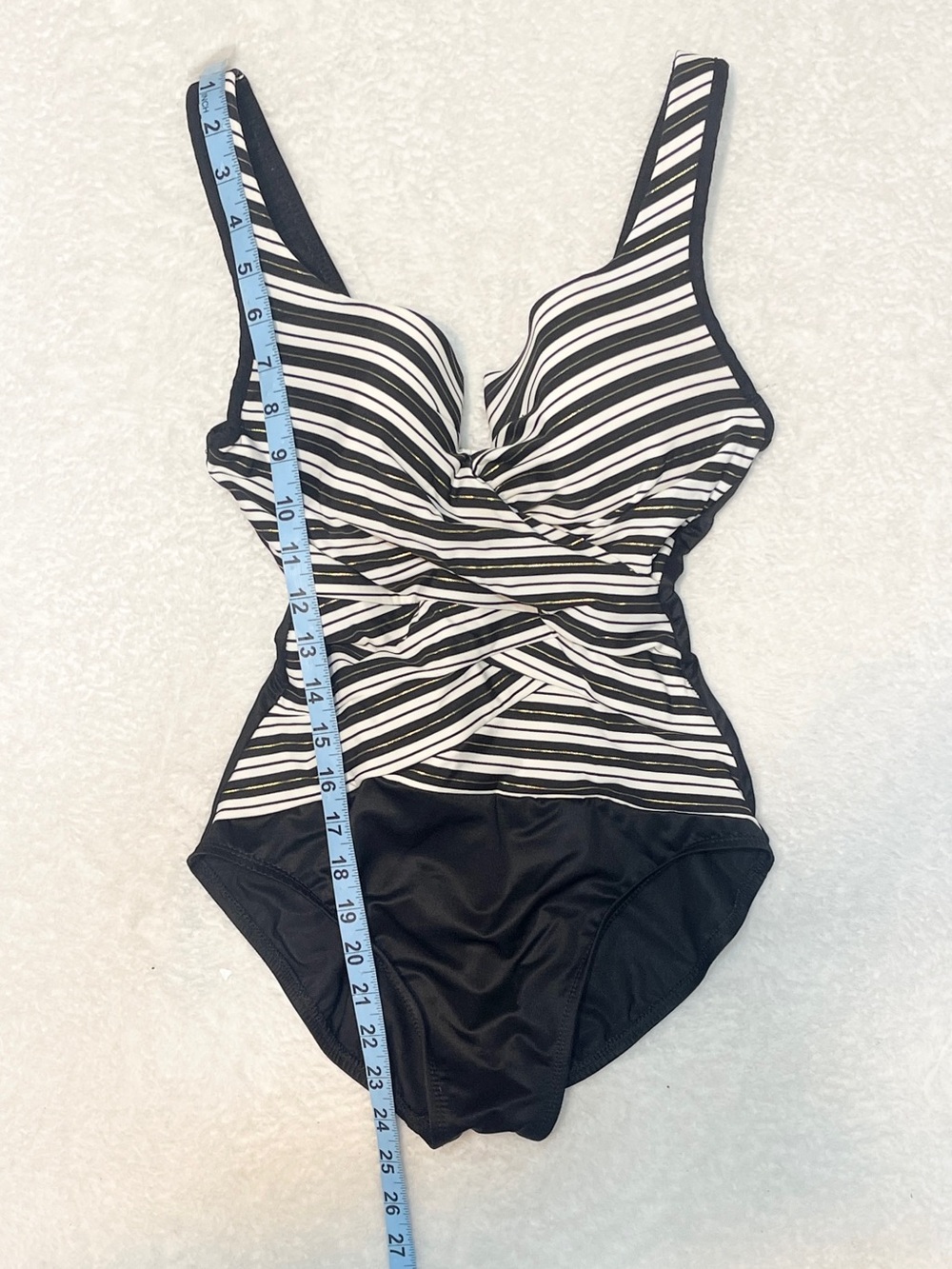 Miraclesuit Black & White Stripe Escape Slimming One Piece Swimsuit Size 10 - Picture 9 of 10